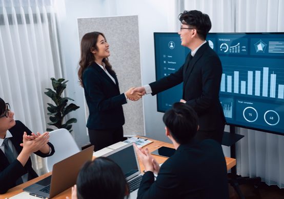 Wellcall_Corporate-Values_Photo1_intergrity Wellcall_Corporate-Values_Photo1_intergrity